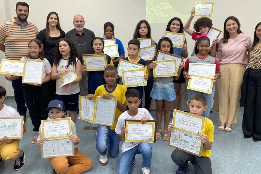 Prefeitura e Coopercitrus premiam alunos do projeto “Campo Limpo 2024”